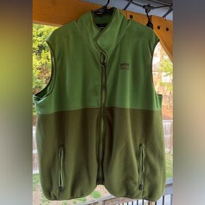REI Two-Tone Green Fleece Vest 2XL